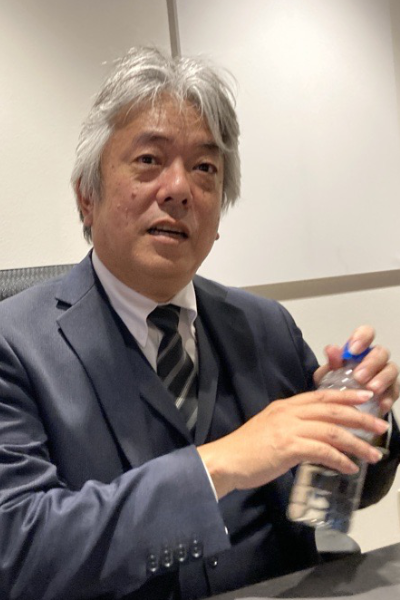 代表取締役 東 良晃